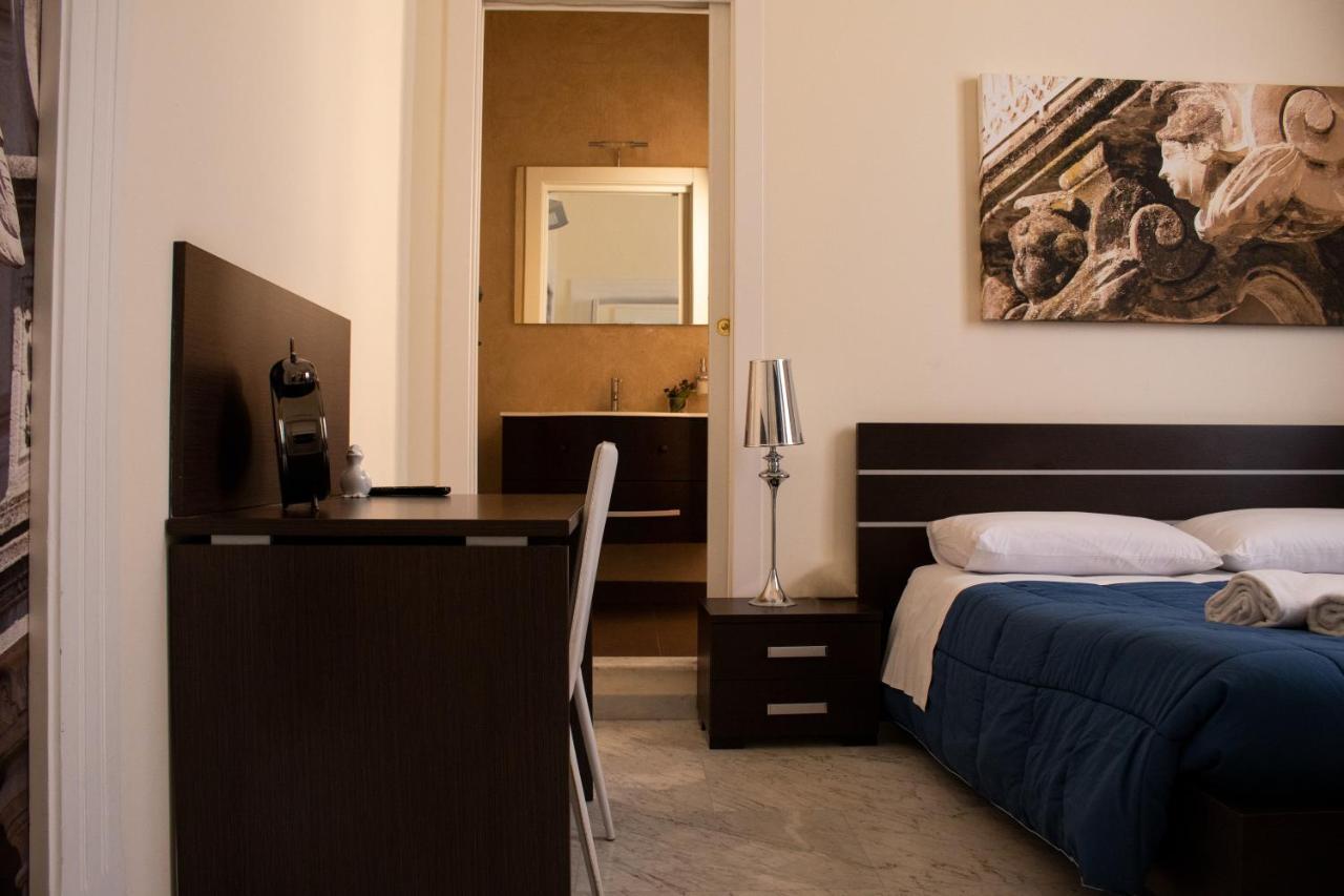 Apollo Suites Lecce Exterior photo