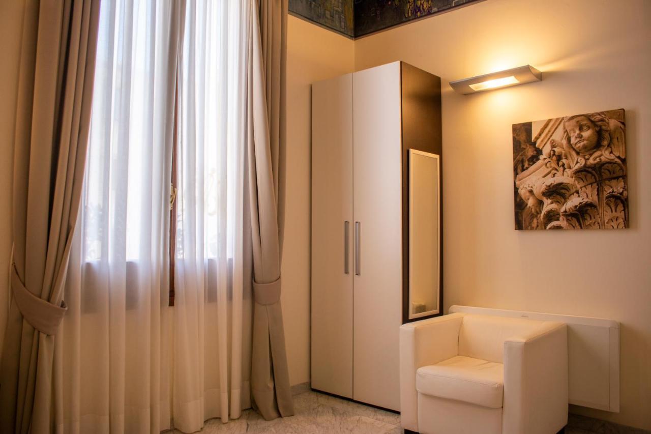 Apollo Suites Lecce Exterior photo