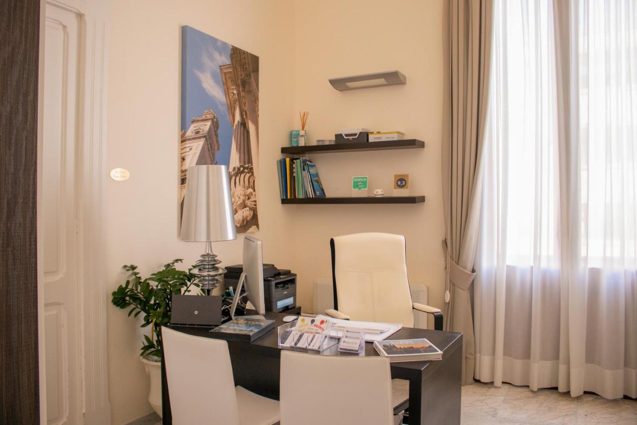 Apollo Suites Lecce Exterior photo